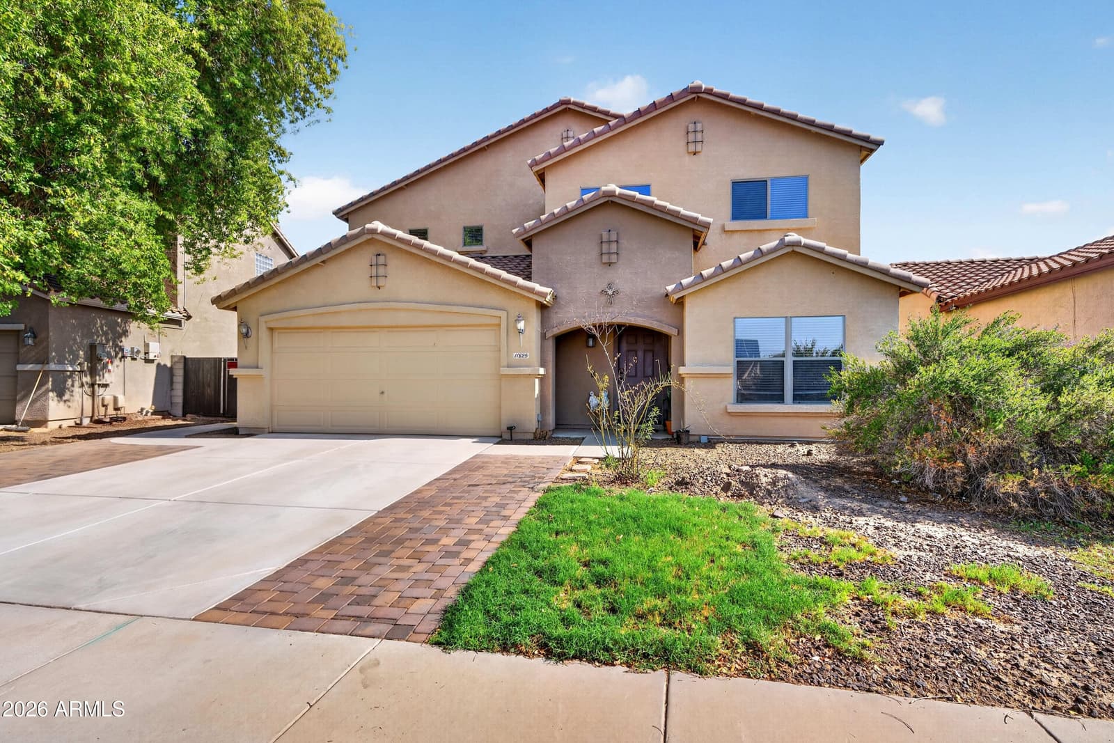 11825 W MOHAVE Street, Avondale, AZ 85323 — photo 3 of 44