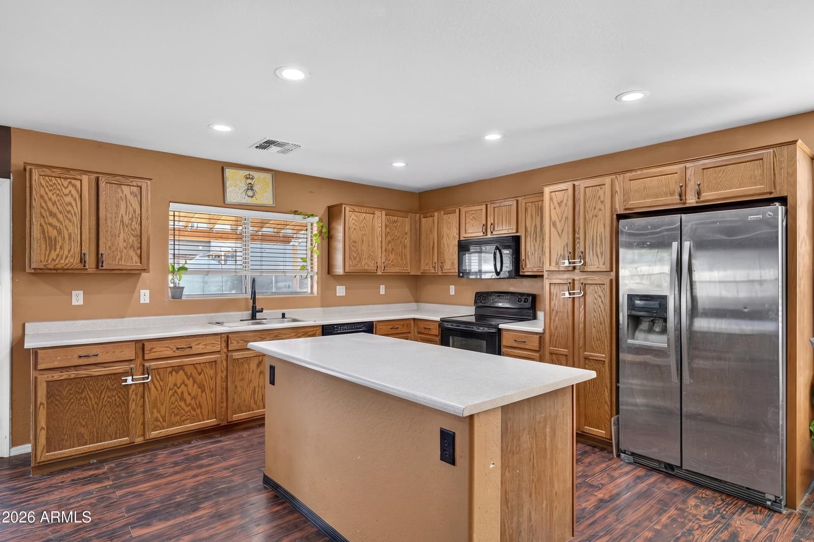 11825 W MOHAVE Street, Avondale, AZ 85323 — photo 10 of 44