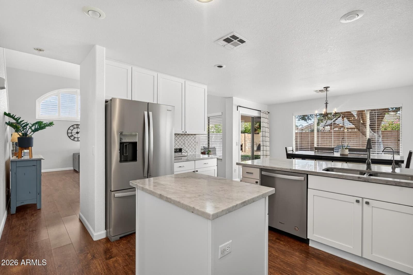 1885 W RAVEN Drive, Chandler, AZ 85286 — photo 9 of 34