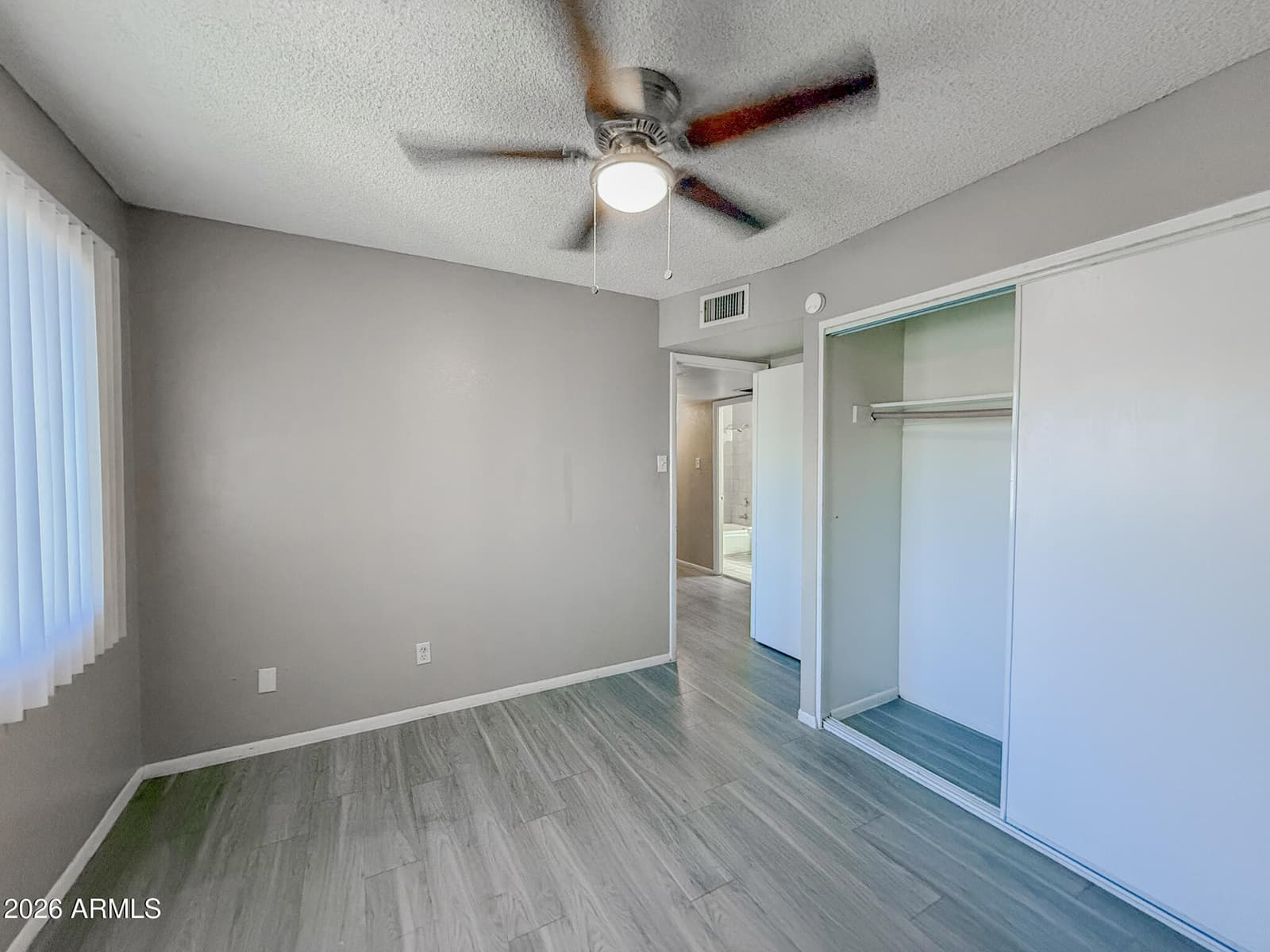 3955 W WONDERVIEW Road, Phoenix, AZ 85019 — photo 14 of 24