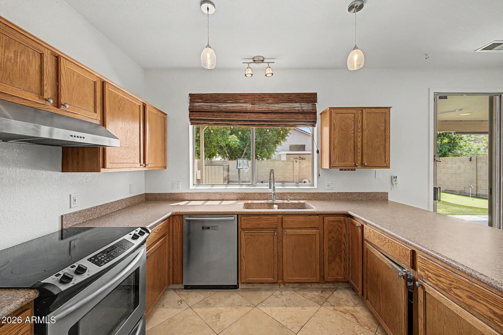 3823 W VILLA LINDA Drive, Glendale, AZ 85310 — photo 11 of 29
