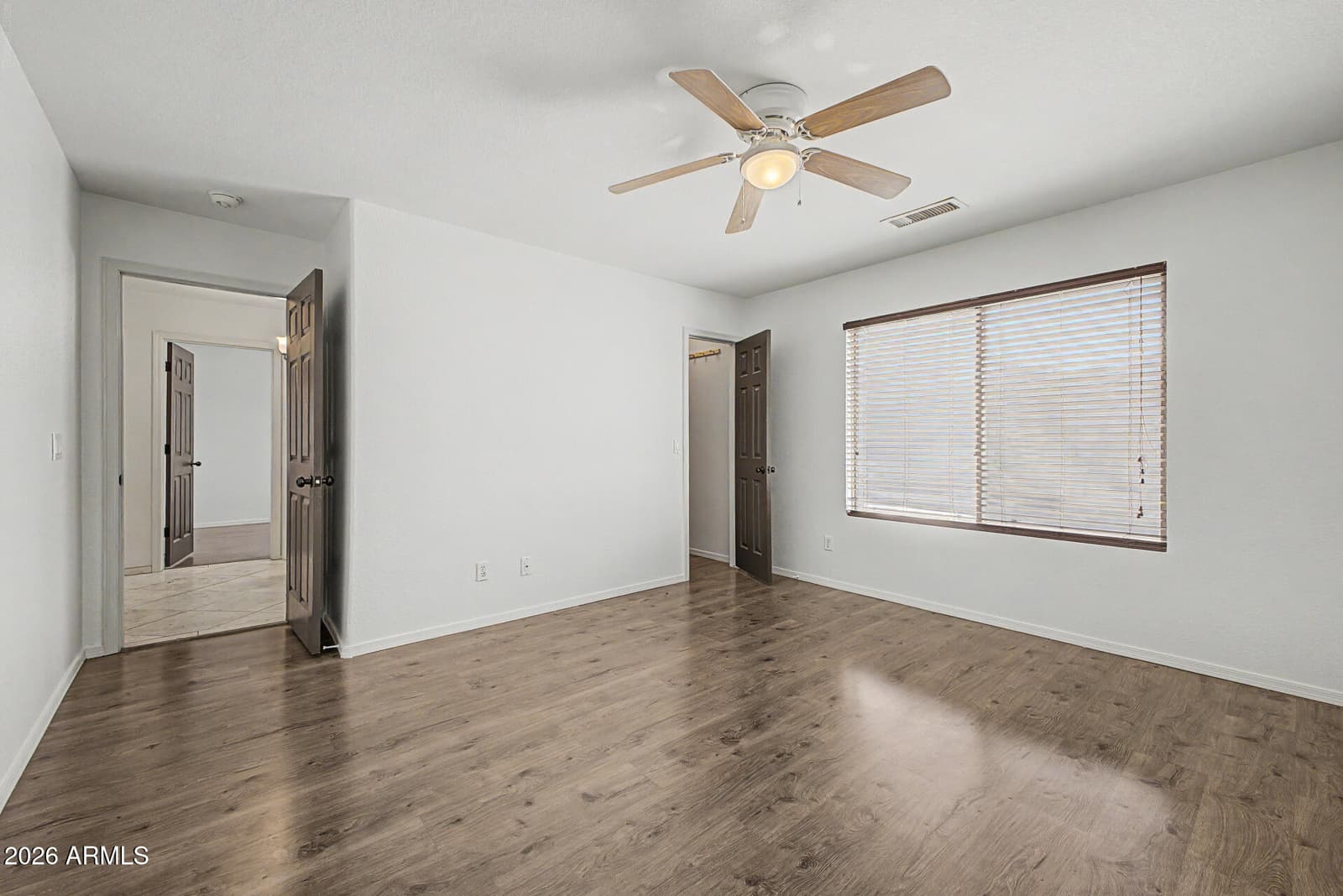 3823 W VILLA LINDA Drive, Glendale, AZ 85310 — photo 18 of 29