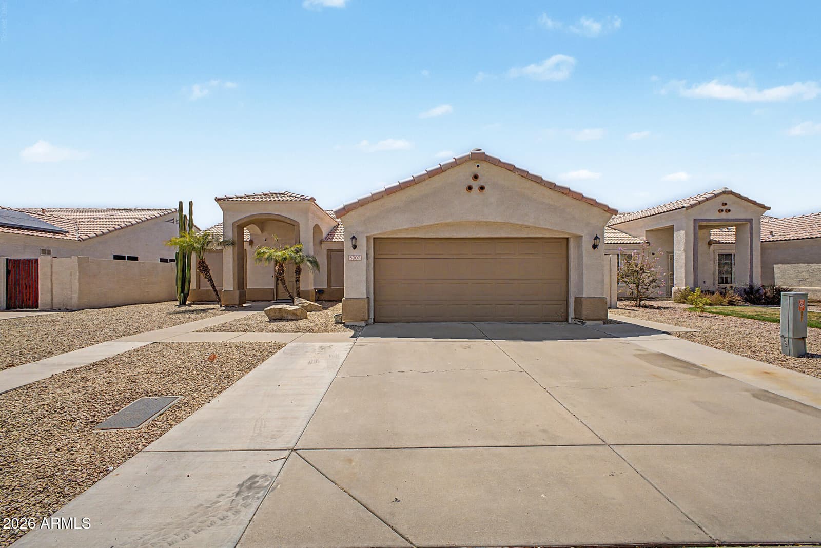 5007 W DAVIS Road, Glendale, AZ 85306 — photo 1 of 43
