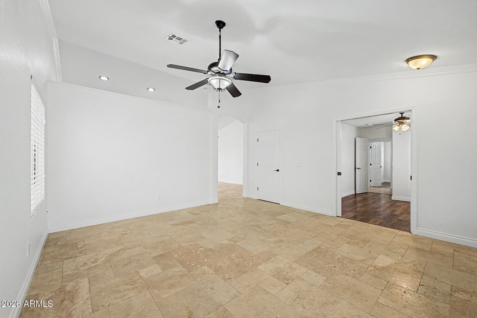 5007 W DAVIS Road, Glendale, AZ 85306 — photo 5 of 43