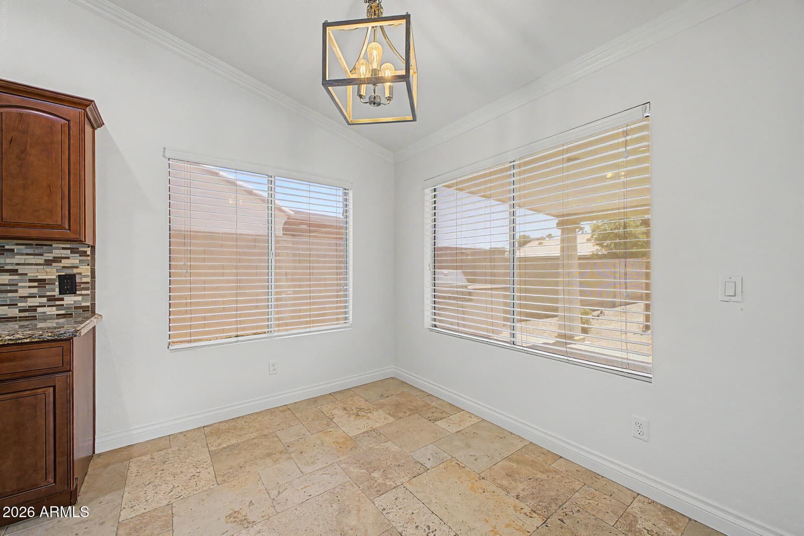 5007 W DAVIS Road, Glendale, AZ 85306 — photo 11 of 43