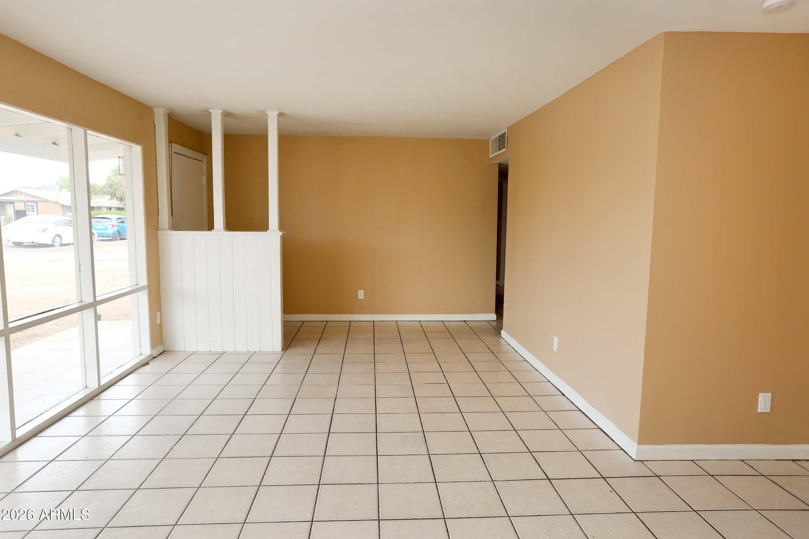 6045 W MARLETTE Avenue, Glendale, AZ 85301 — photo 5 of 24