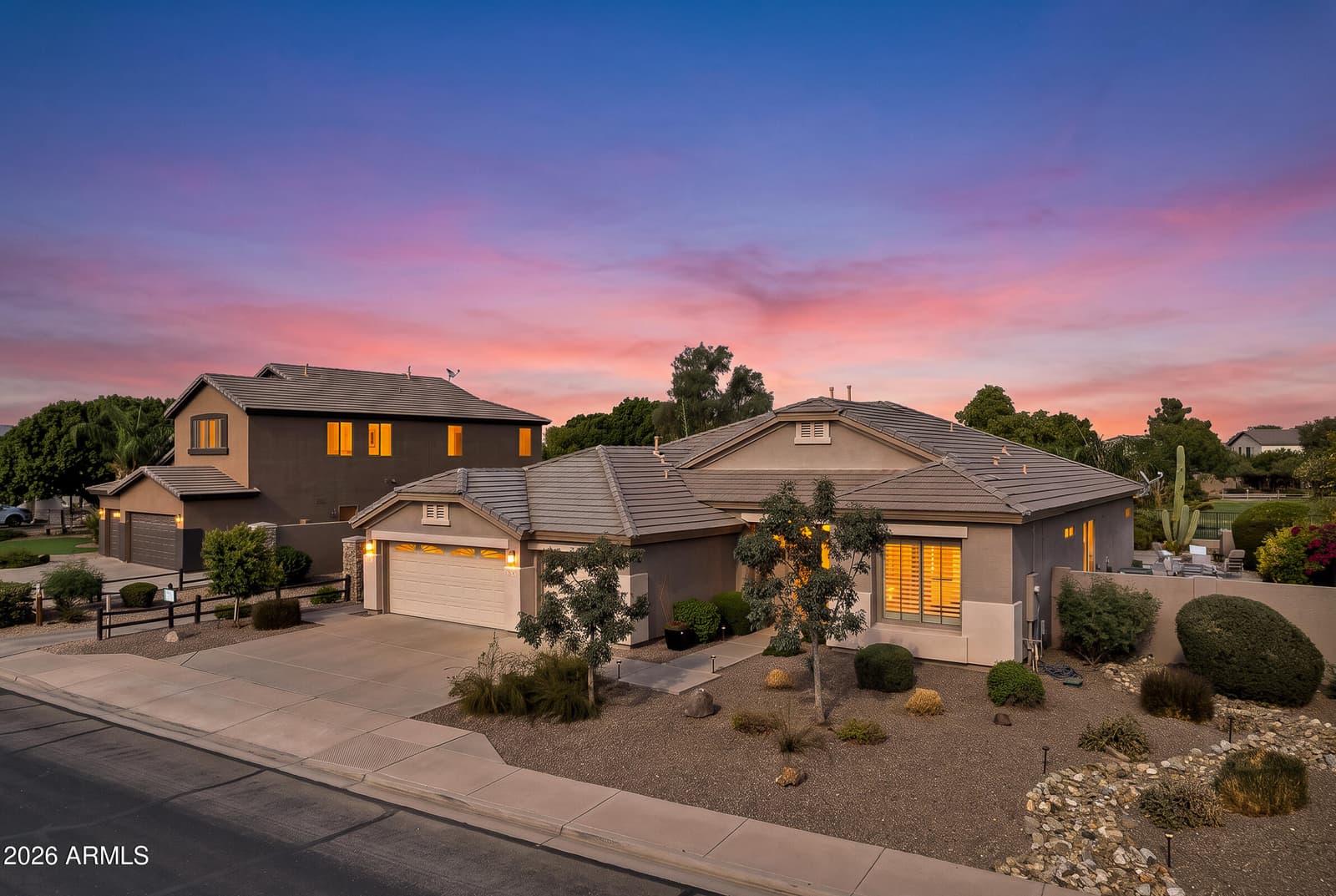 2257 S FAITH, Mesa, AZ 85209 — photo 3 of 62