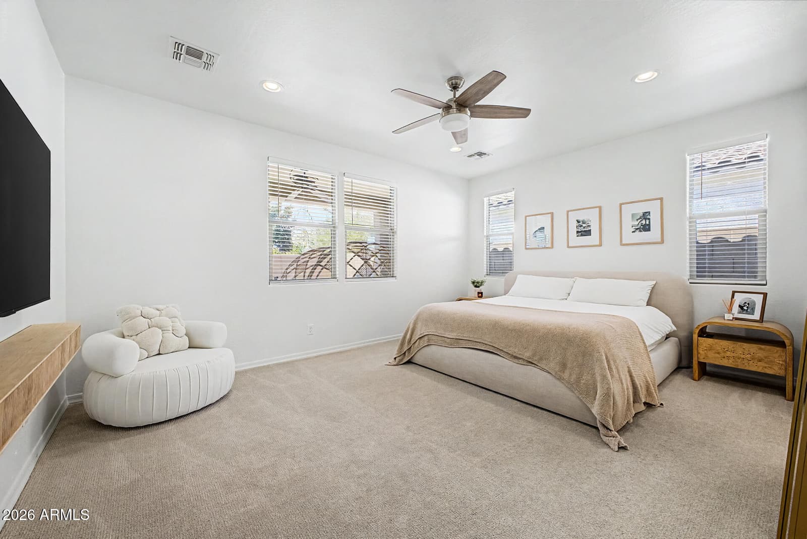 741 E LIBERTY Lane, Gilbert, AZ 85296 — photo 13 of 27