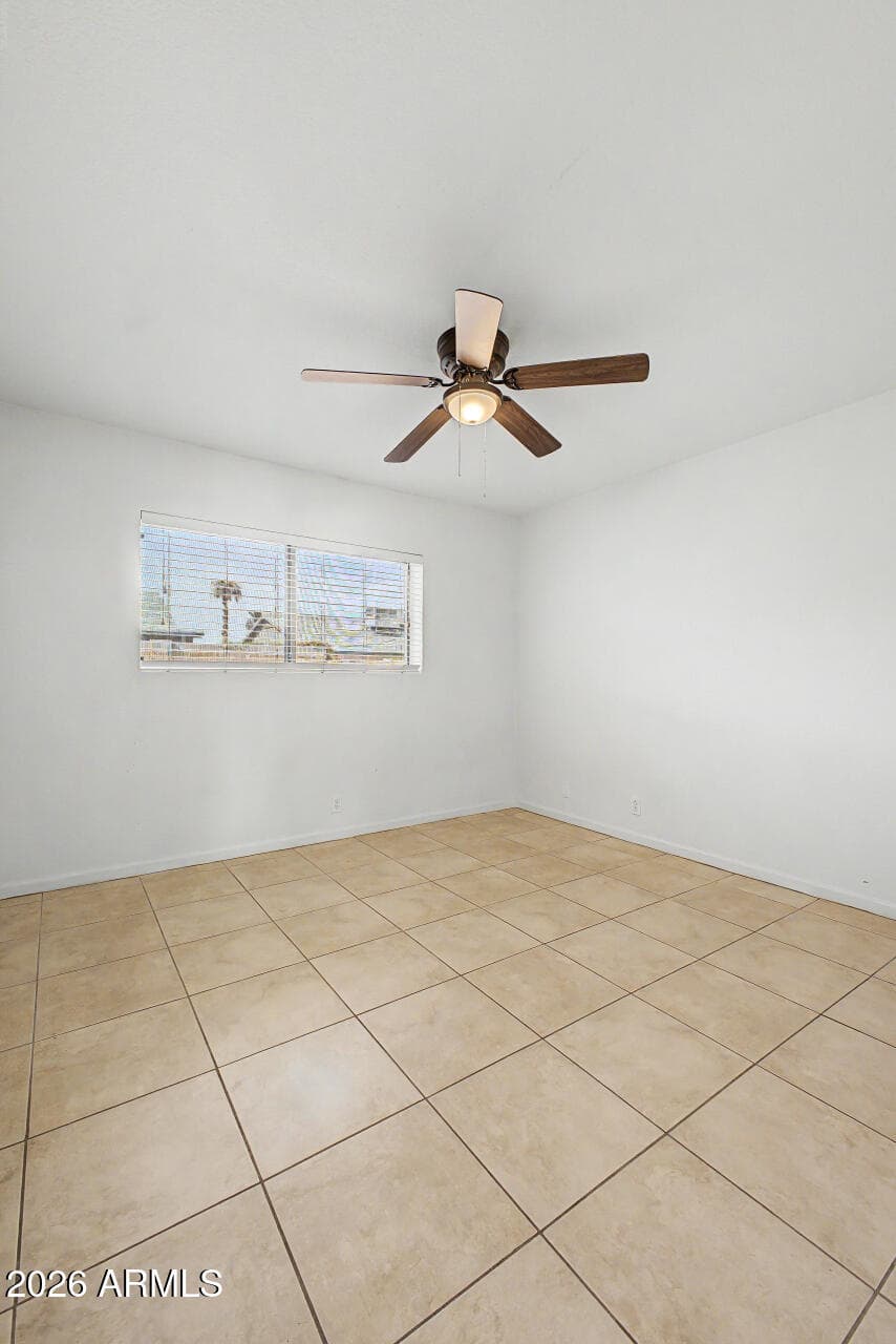 812 W BELL DE MAR Drive, Tempe, AZ 85283 — photo 9 of 20