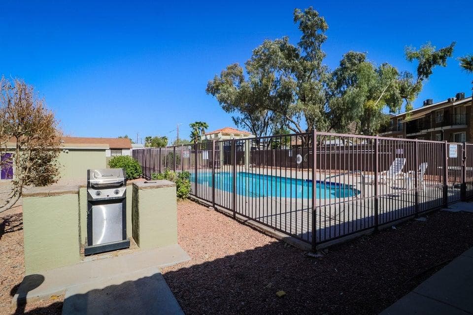 1336 E MOUNTAIN VIEW Road 105, Phoenix, AZ 85020 — photo 14 of 15