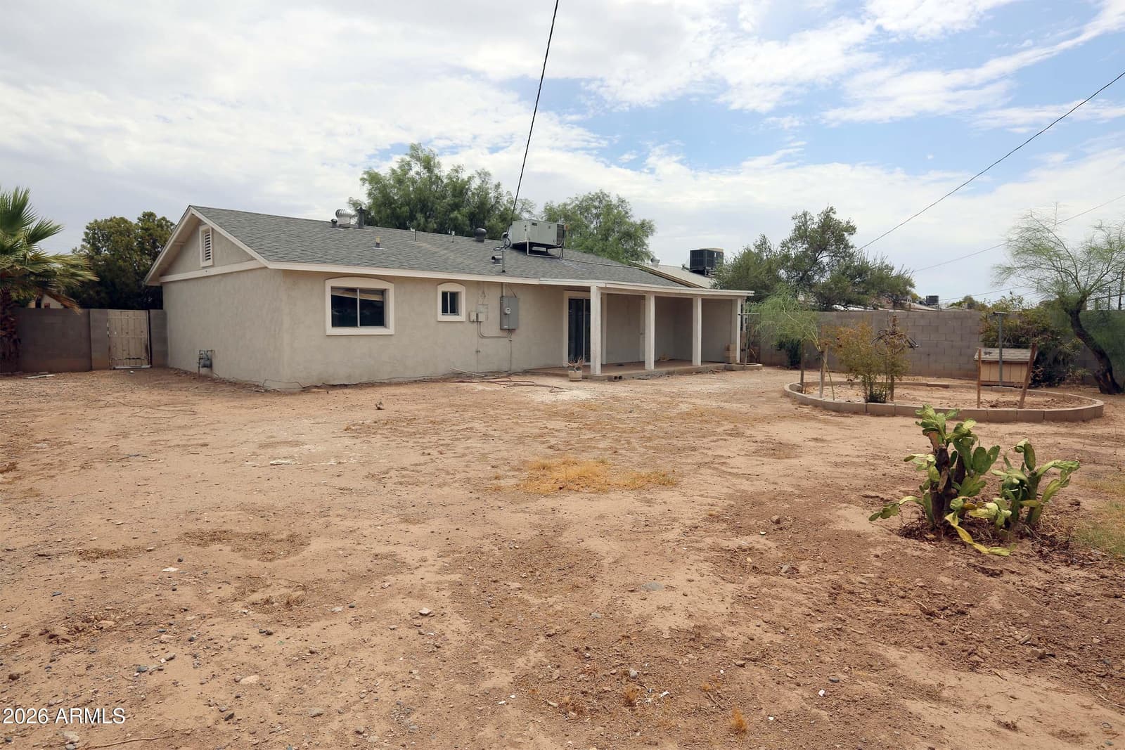 6902 W WOLF Street, Phoenix, AZ 85033 — photo 18 of 22