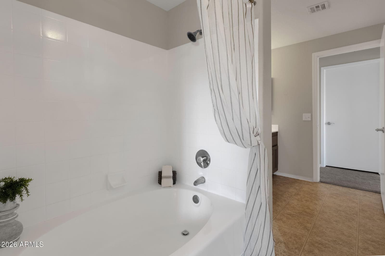 13700 N FOUNTAIN HILLS Boulevard 254, Fountain Hills, AZ 85268 — photo 19 of 28