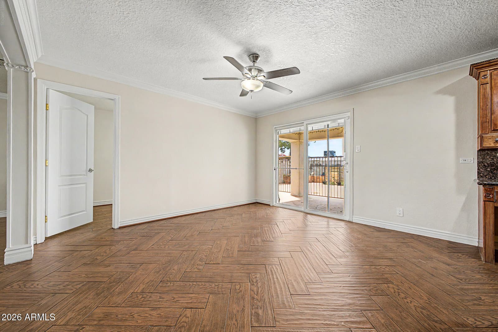 6241 W HIGHLAND Avenue, Phoenix, AZ 85033 — photo 9 of 27