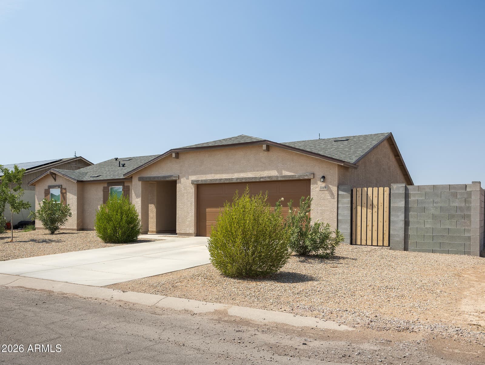 10498 W Carousel Drive, Arizona City, AZ 85123 — photo 3 of 38