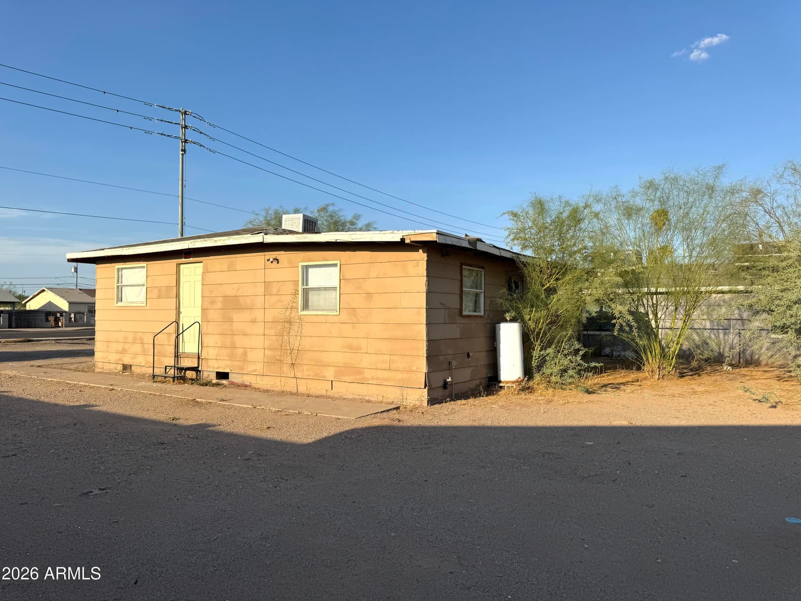 595 W Coolidge Avenue, Coolidge, AZ 85128 — photo 4 of 5