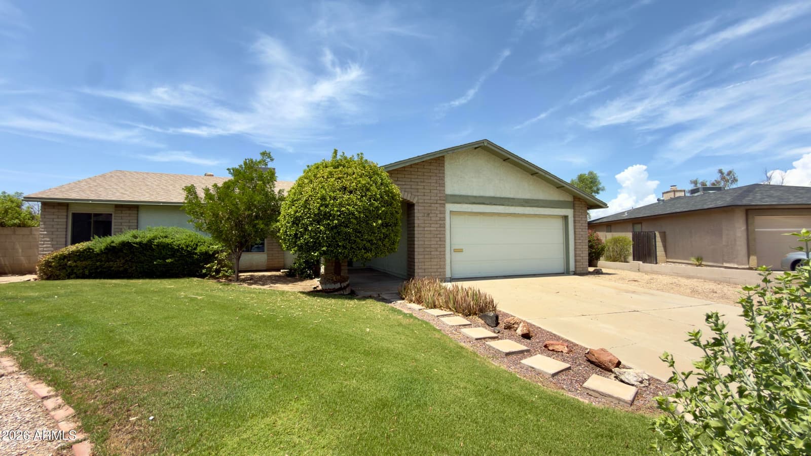 10121 W AVENIDA CORDONIZ, Phoenix, AZ 85037 — photo 2 of 21