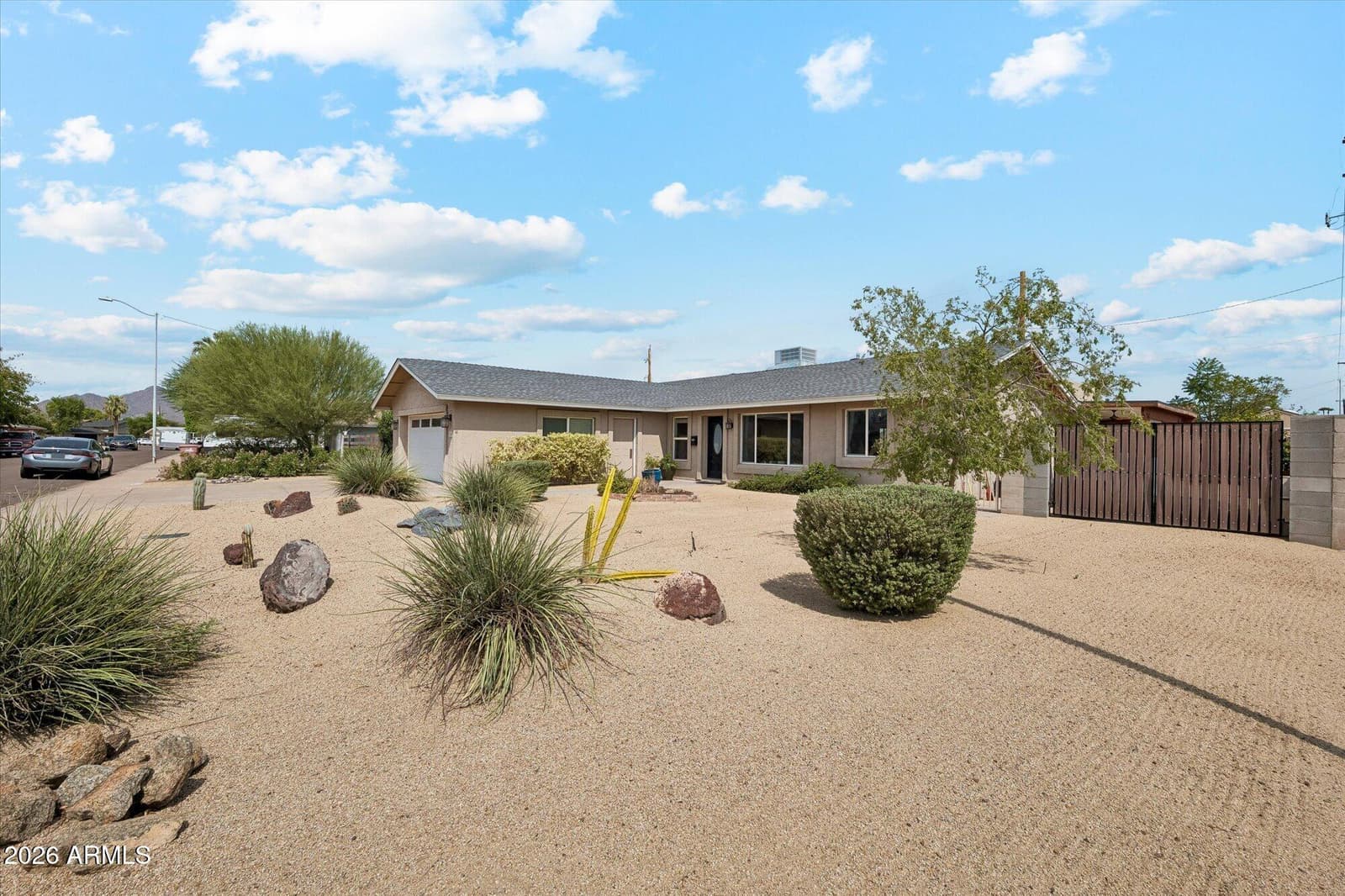 8756 E Valley View Road, Scottsdale, AZ 85250 — photo 6 of 30