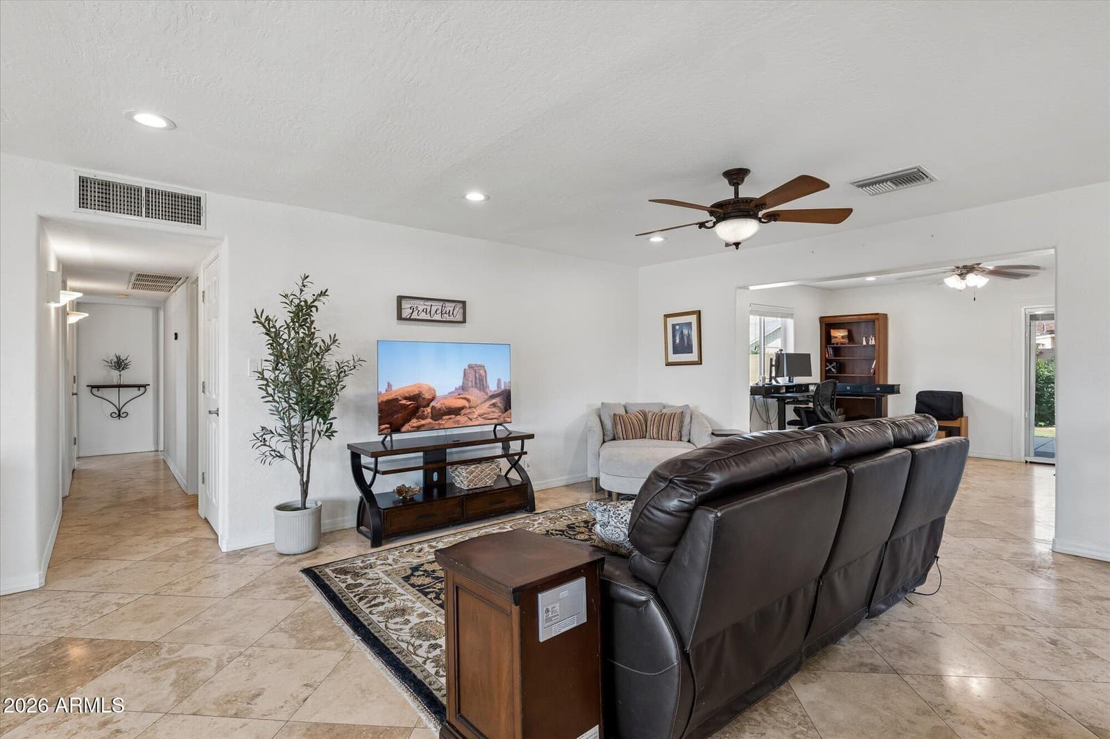 8756 E Valley View Road, Scottsdale, AZ 85250 — photo 8 of 30