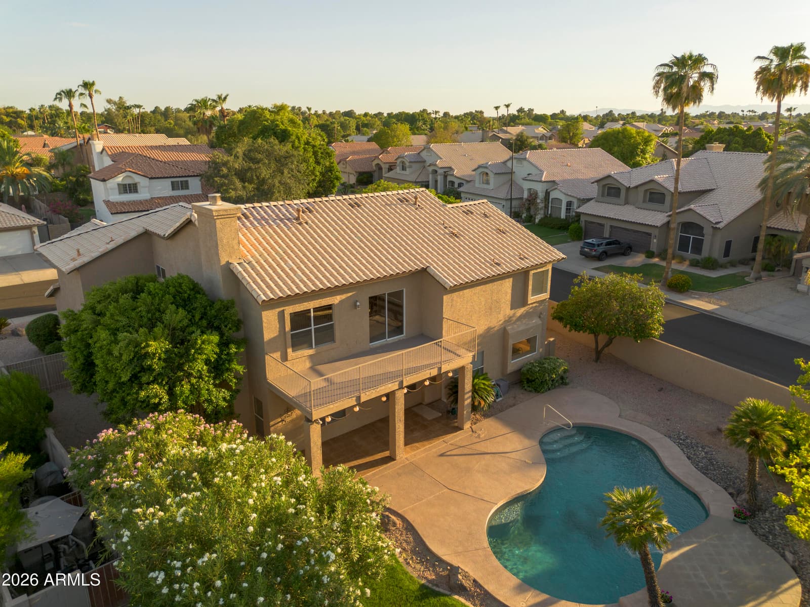 1424 E Horseshoe Avenue, Gilbert, AZ 85296 — photo 2 of 38