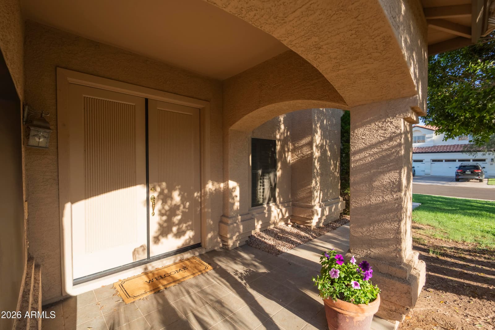 1424 E Horseshoe Avenue, Gilbert, AZ 85296 — photo 3 of 38
