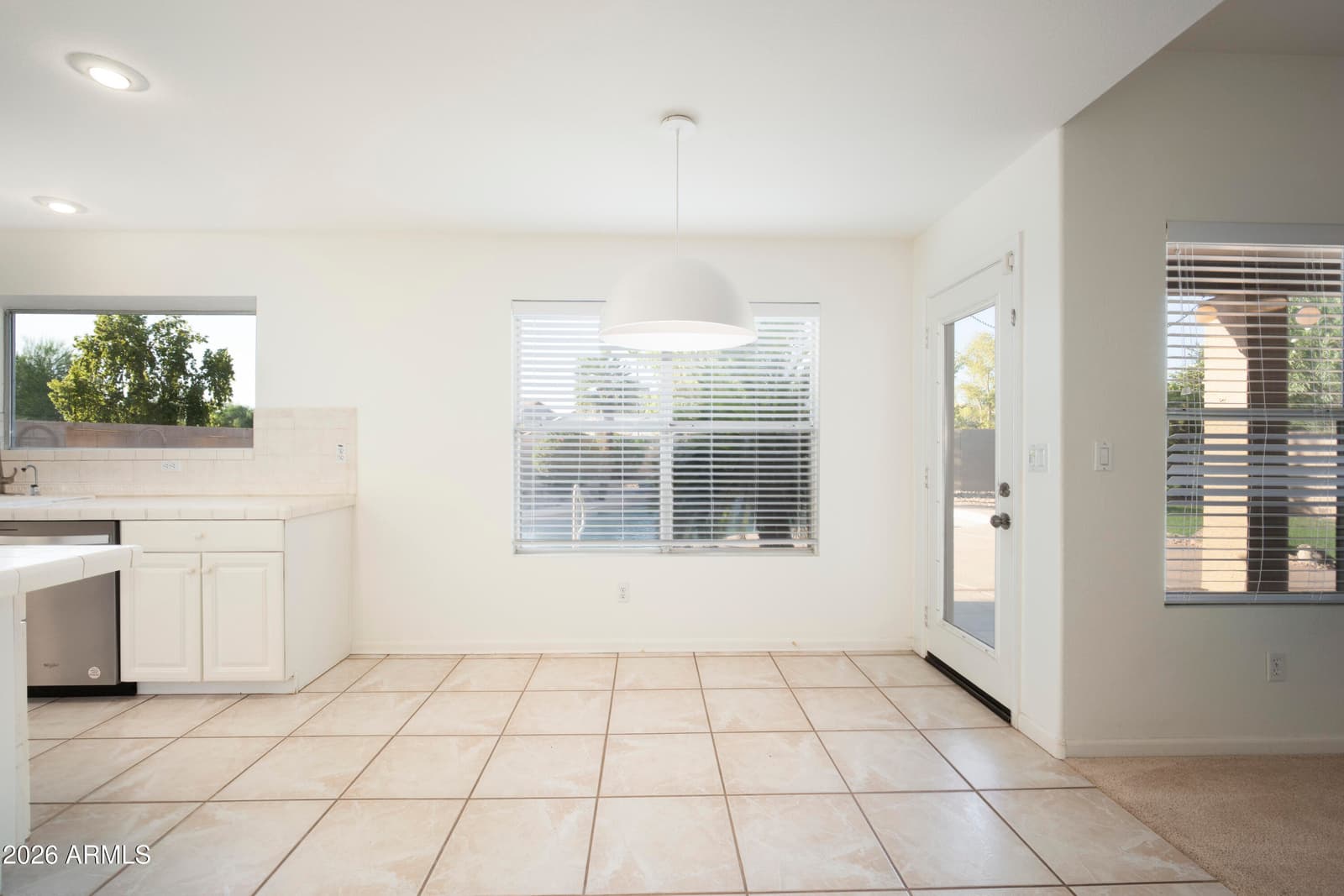 1424 E Horseshoe Avenue, Gilbert, AZ 85296 — photo 17 of 38