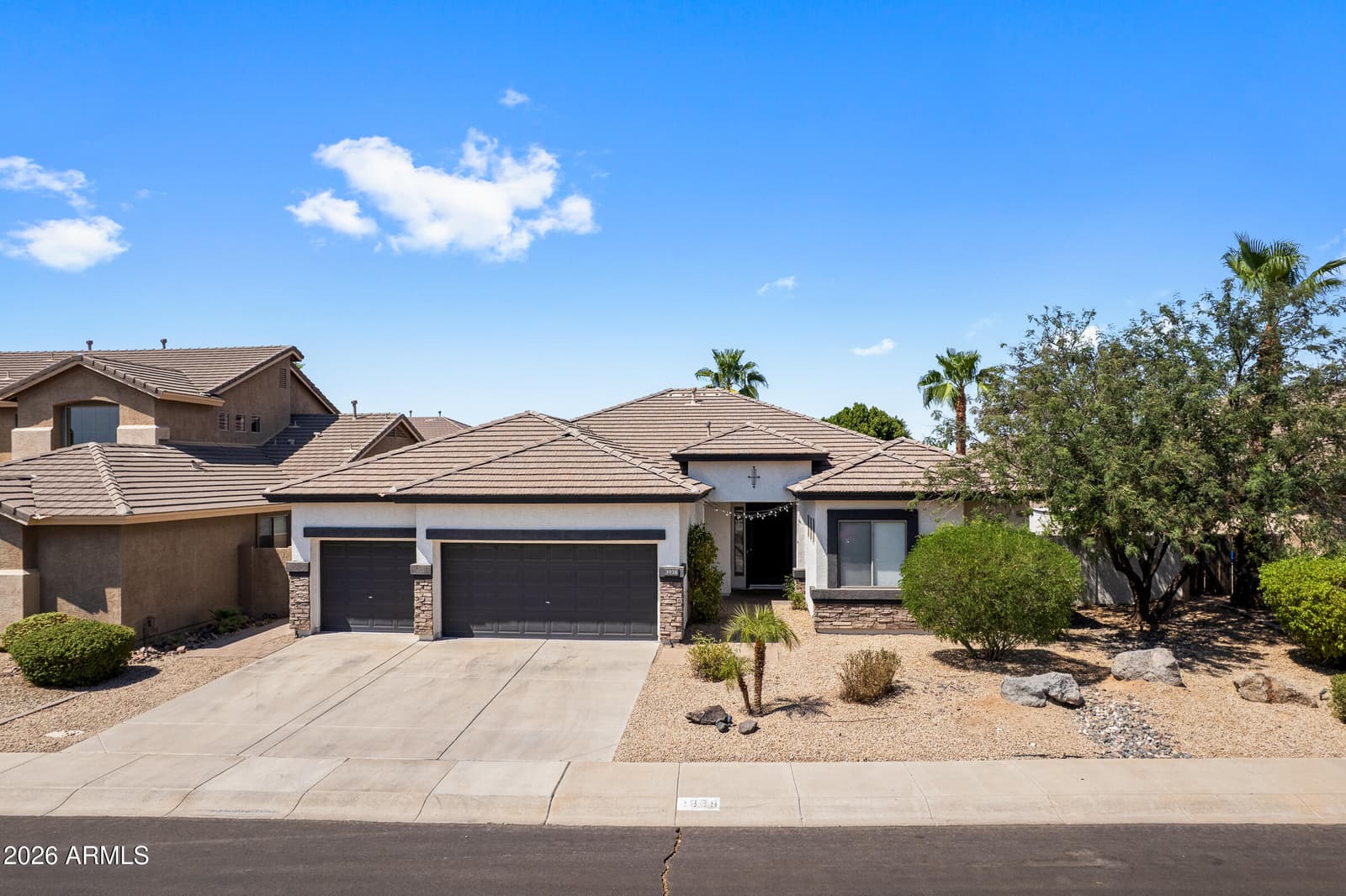 3938 E Dubois Avenue, Gilbert, AZ 85298 — photo 4 of 72