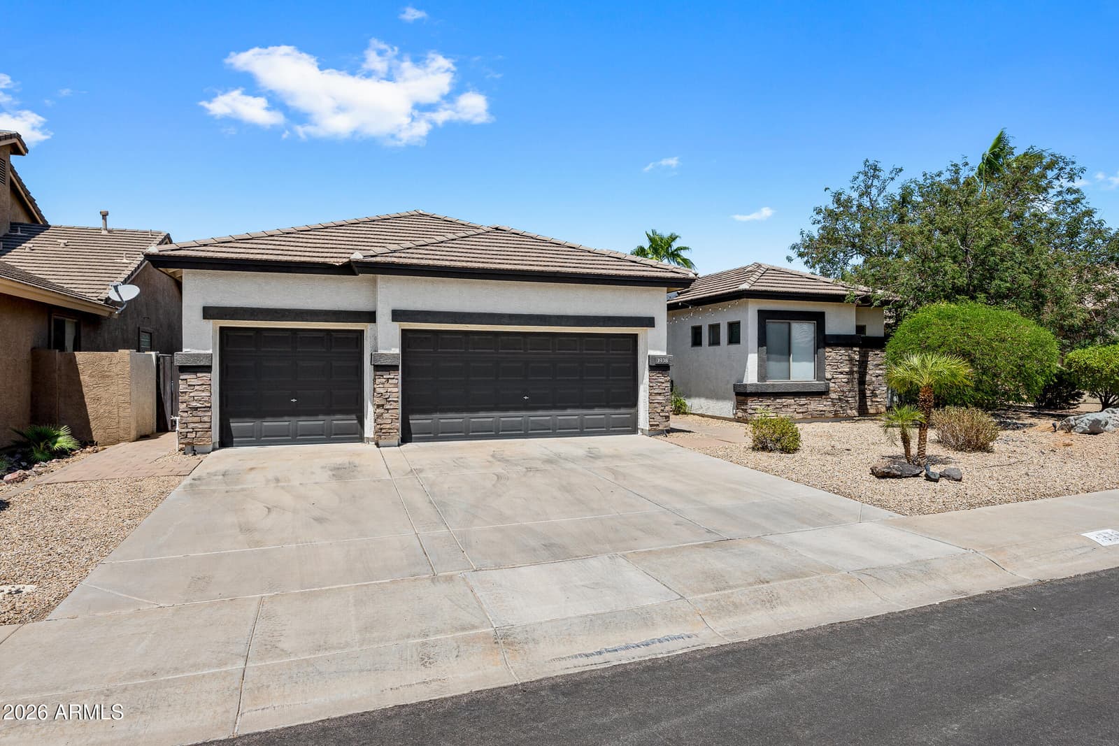 3938 E Dubois Avenue, Gilbert, AZ 85298 — photo 2 of 72