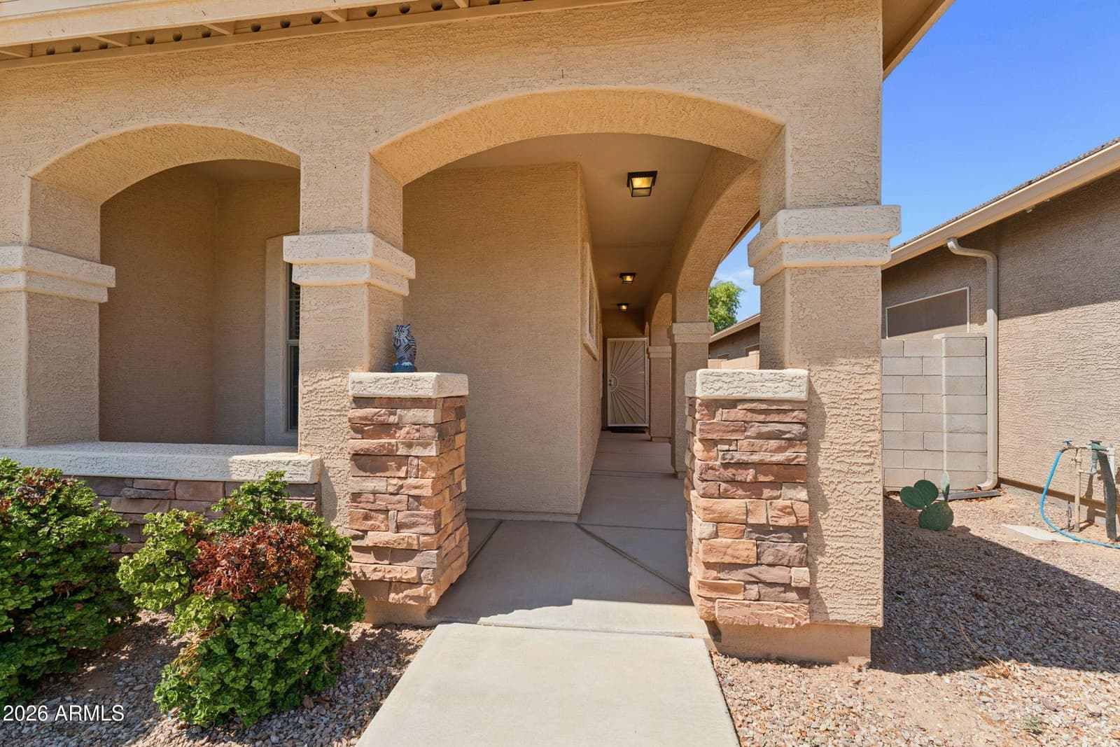 1404 W SANTA GERTRUDIS Trail, San Tan Valley, AZ 85143 — photo 6 of 48