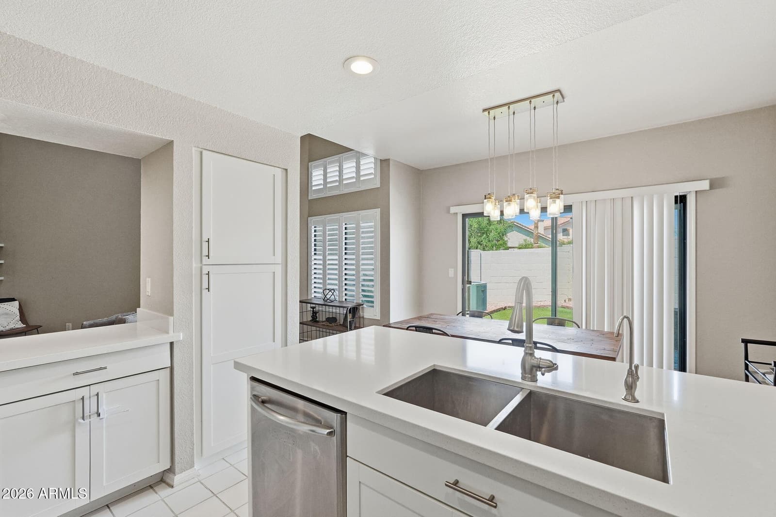 7716 S RITA Lane, Tempe, AZ 85284 — photo 12 of 37