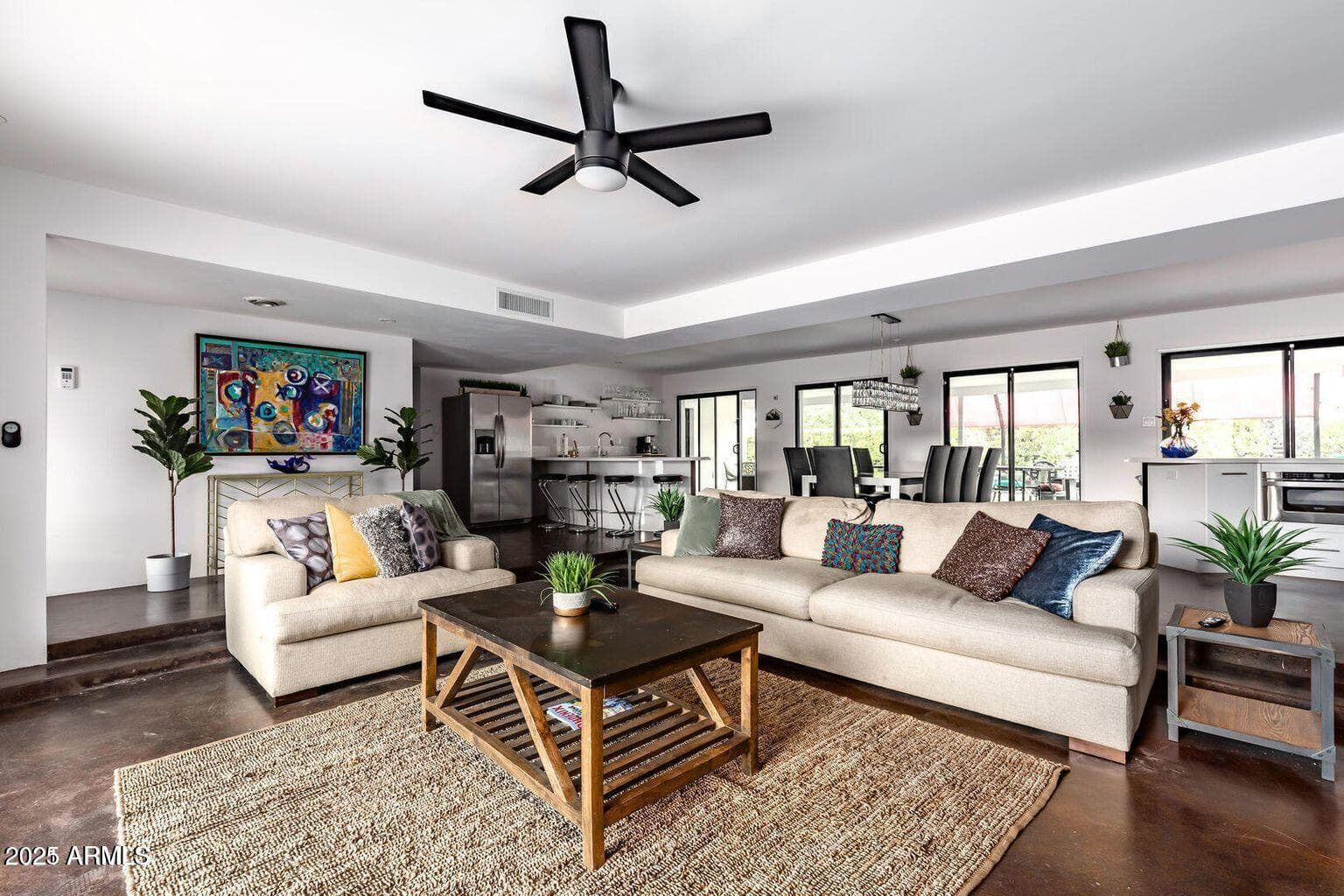 5002 N 38th Place, Phoenix, AZ 85018 — photo 4 of 44