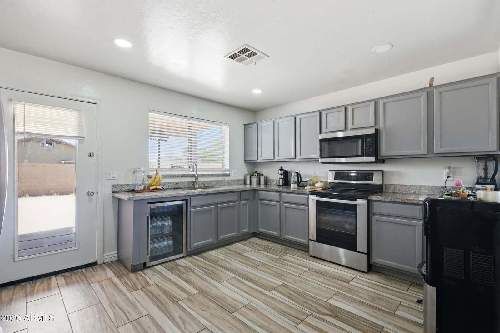 17271 W Apache Street, Goodyear, AZ 85338 — photo 8 of 23
