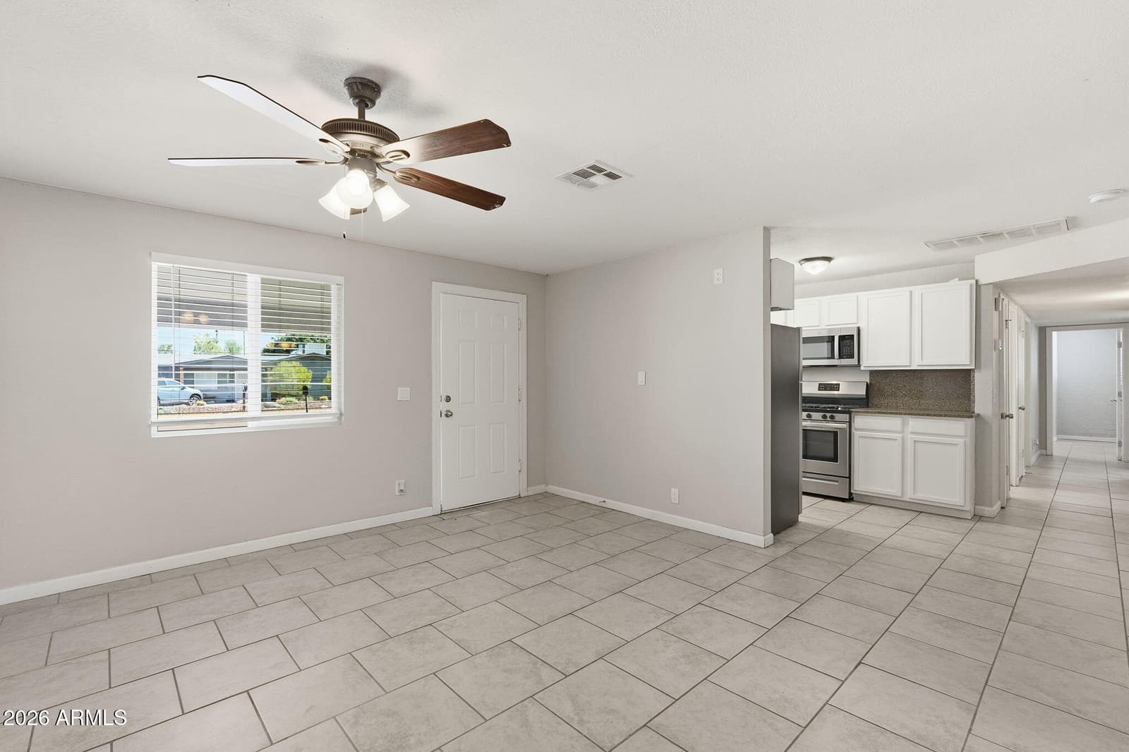 4138 E BLUEFIELD Avenue, Phoenix, AZ 85032 — photo 3 of 41