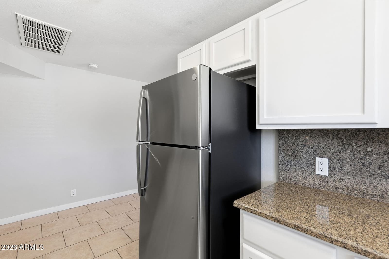 4138 E BLUEFIELD Avenue, Phoenix, AZ 85032 — photo 10 of 41