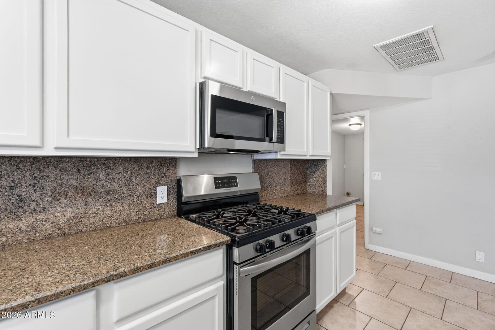 4138 E BLUEFIELD Avenue, Phoenix, AZ 85032 — photo 11 of 41