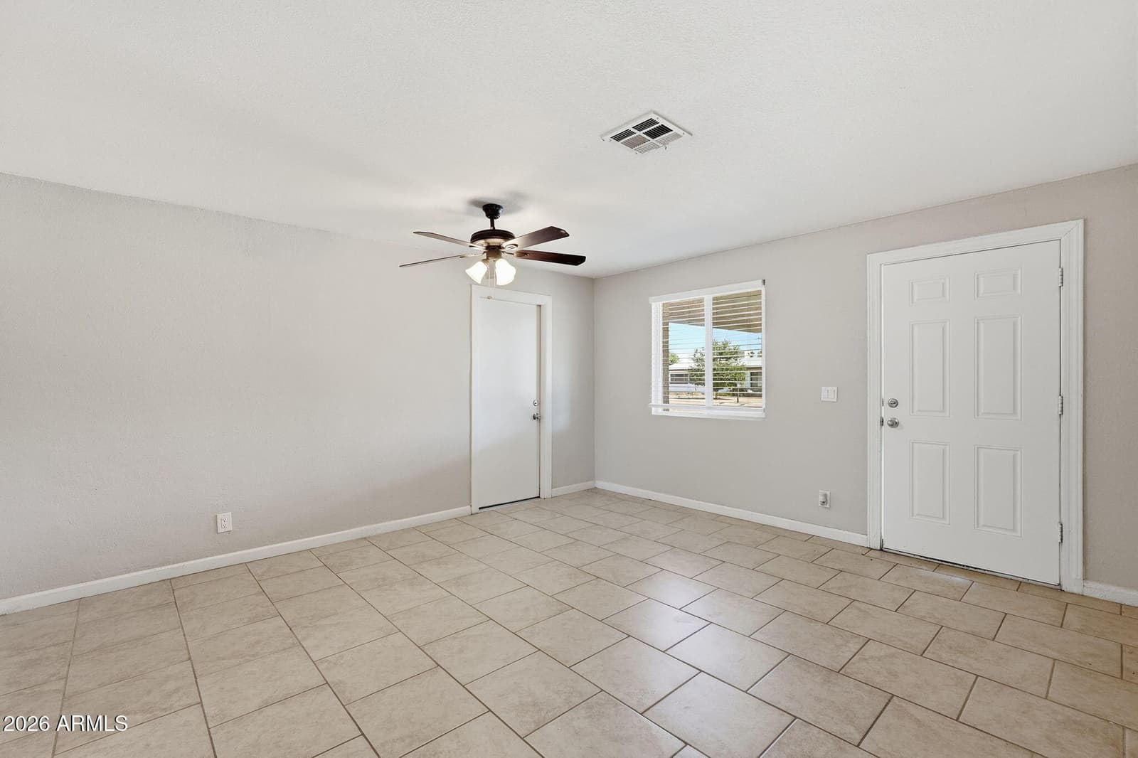 4138 E BLUEFIELD Avenue, Phoenix, AZ 85032 — photo 15 of 41