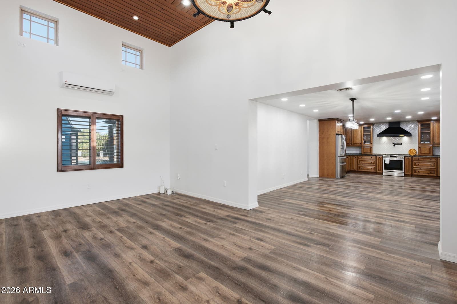14611 N 31ST Avenue, Phoenix, AZ 85053 — photo 6 of 64