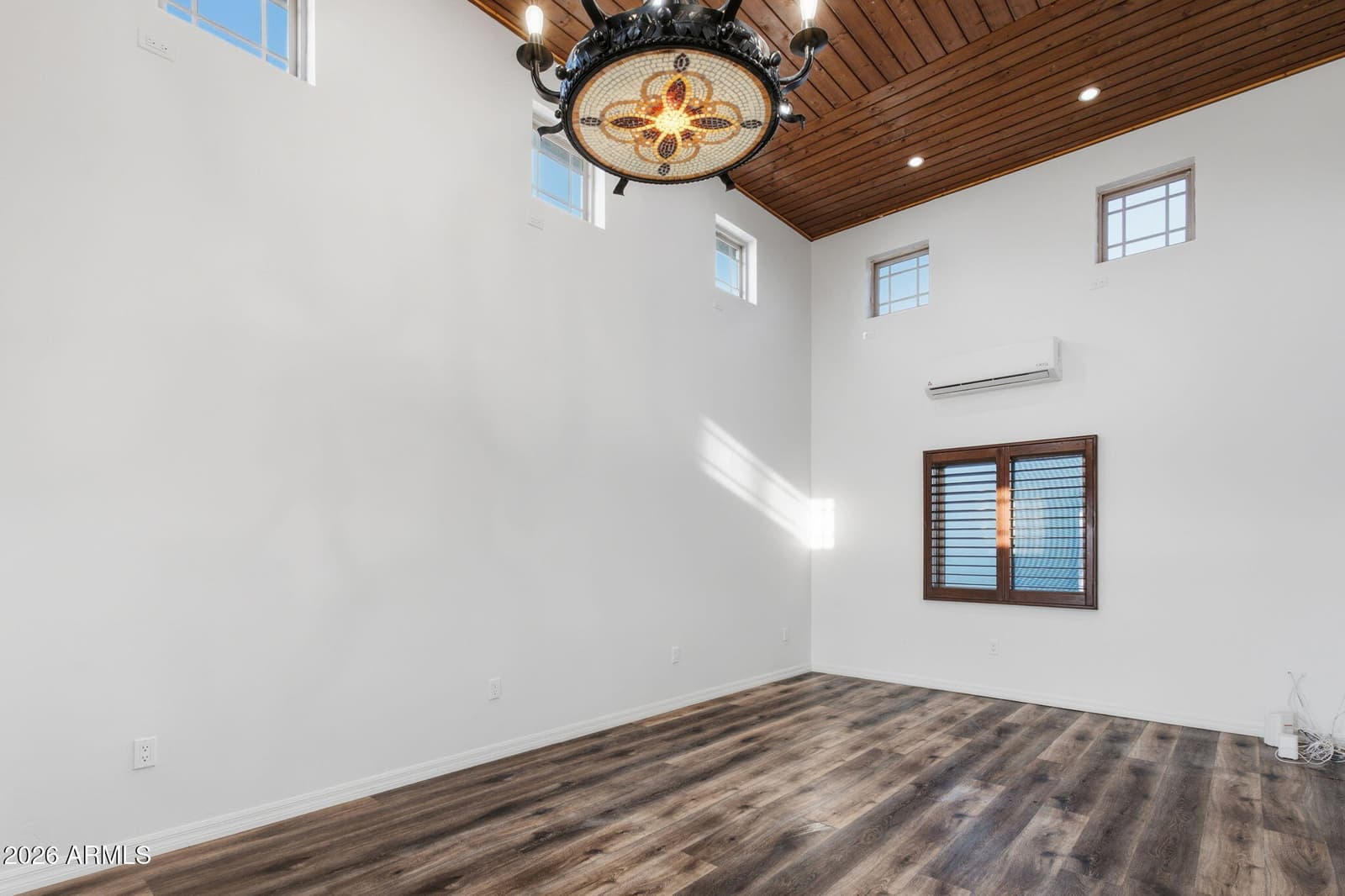 14611 N 31ST Avenue, Phoenix, AZ 85053 — photo 5 of 64