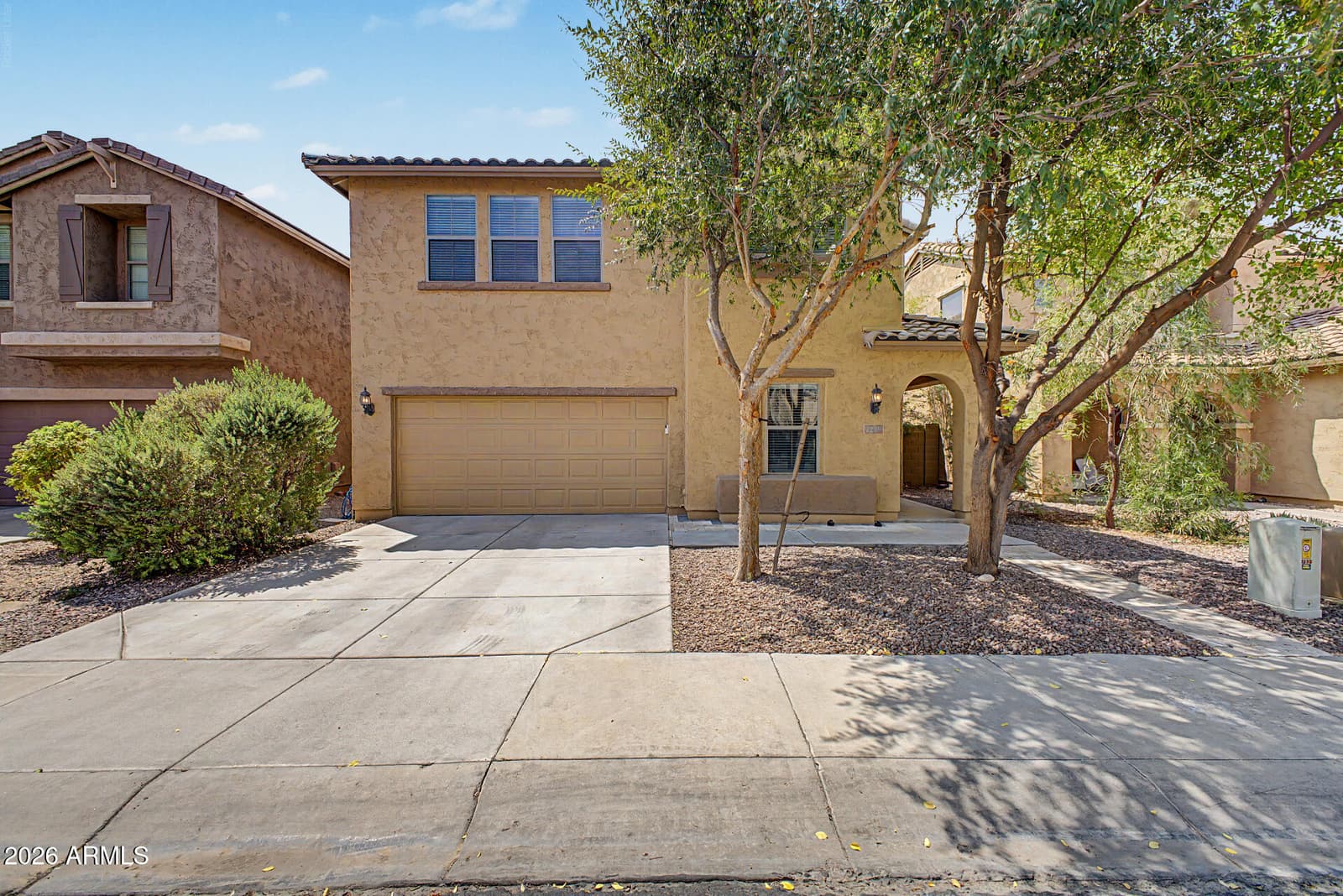 2209 W KATHLEEN Road, Phoenix, AZ 85023 — photo 1 of 36