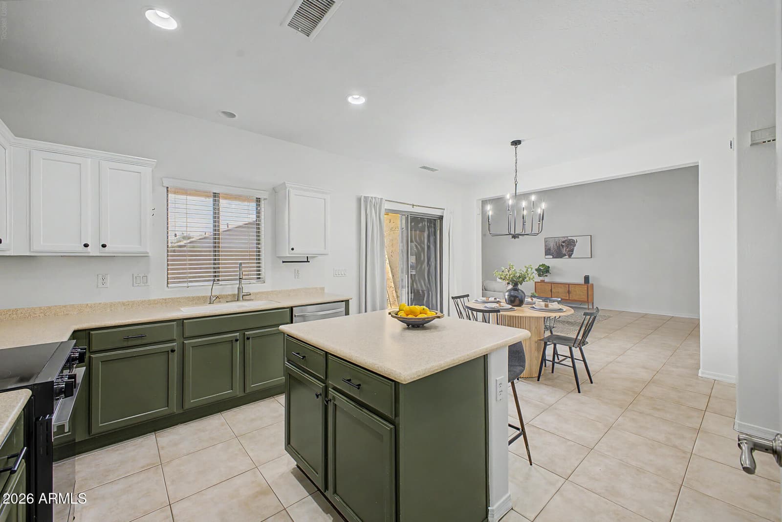 2209 W KATHLEEN Road, Phoenix, AZ 85023 — photo 13 of 36
