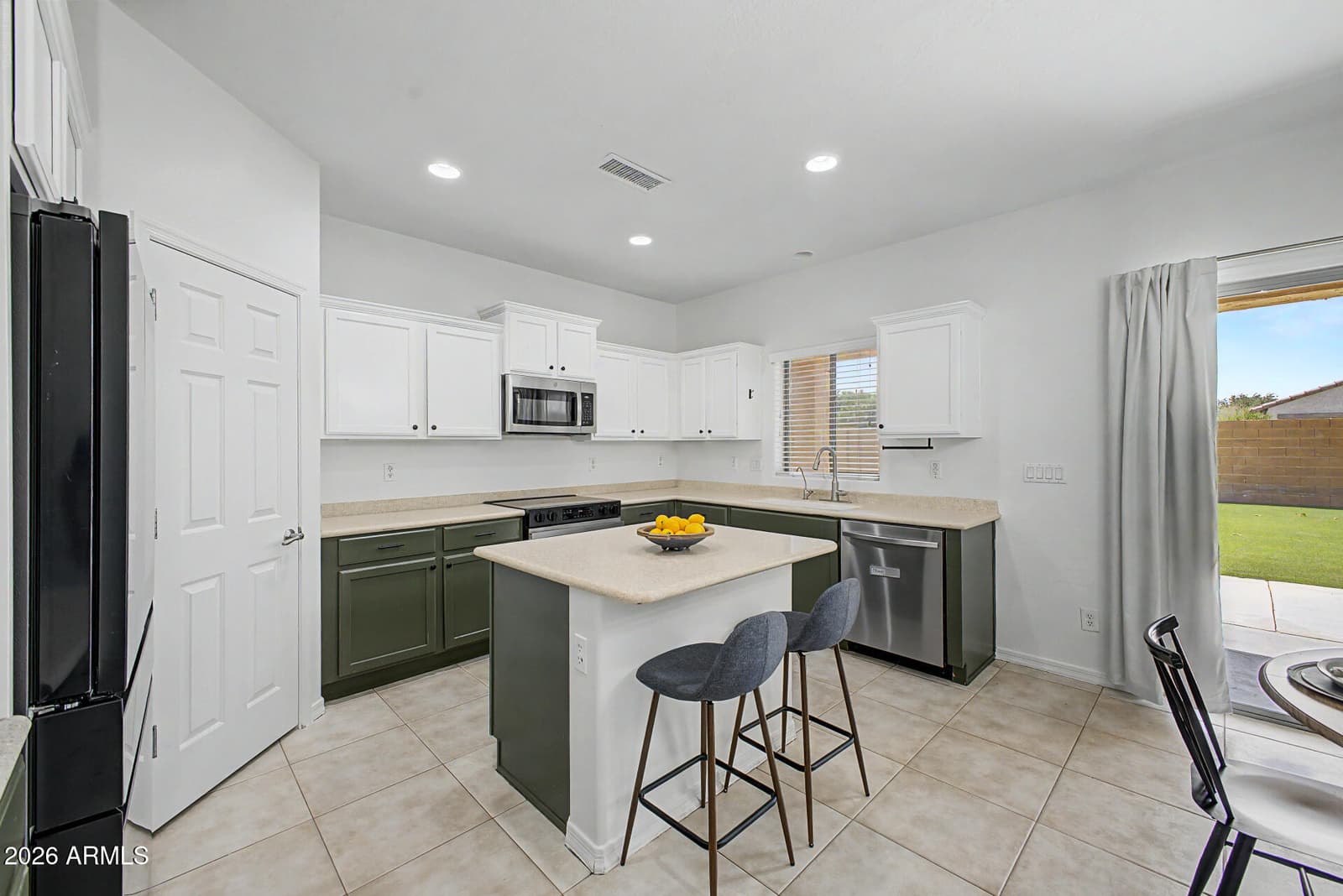2209 W KATHLEEN Road, Phoenix, AZ 85023 — photo 14 of 36