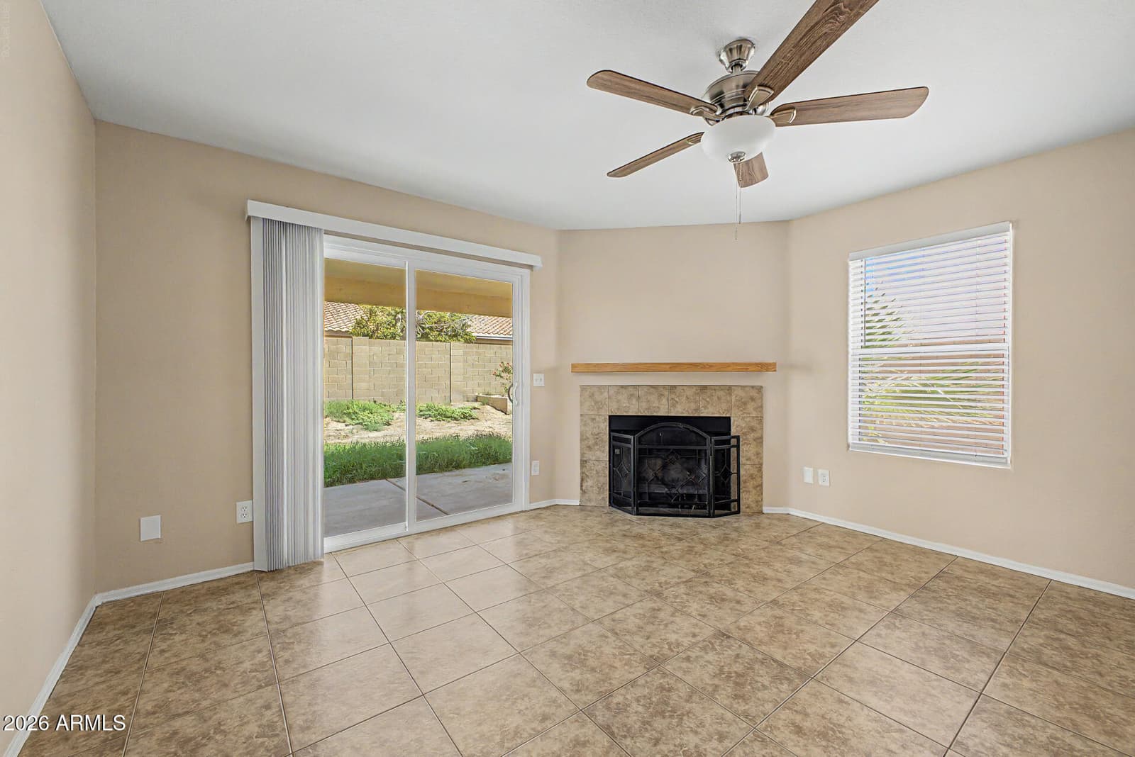 3110 E Cottonwood Lane, Phoenix, AZ 85048 — photo 14 of 46