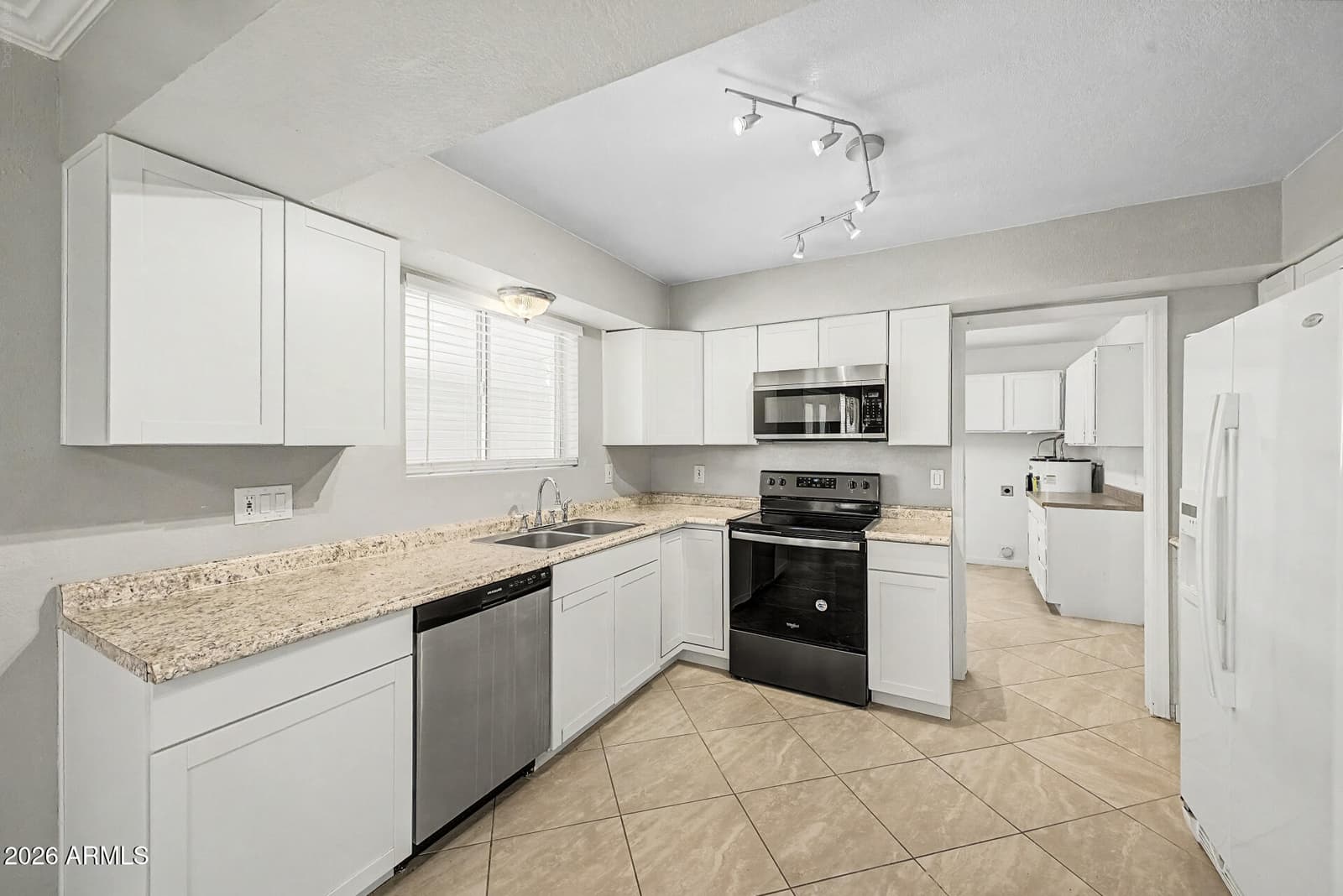 13750 S CALUMET Road, Arizona City, AZ 85123 — photo 9 of 27