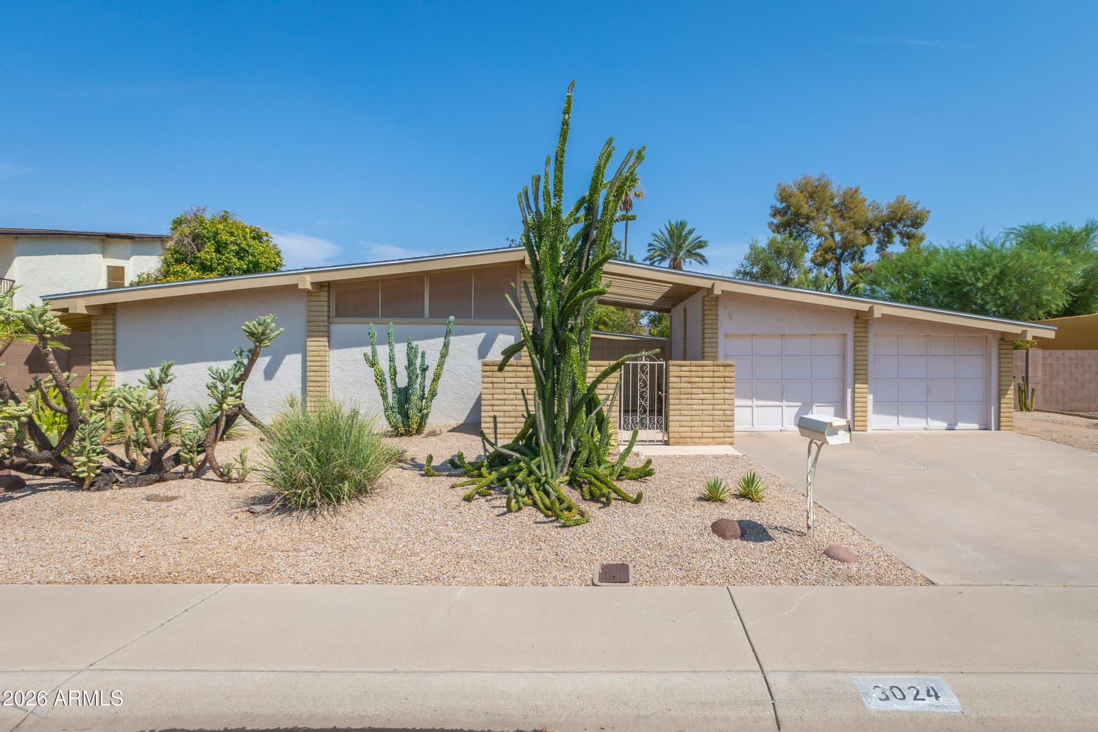 3024 W DESERT COVE Avenue, Phoenix, AZ 85029 — photo 4 of 54