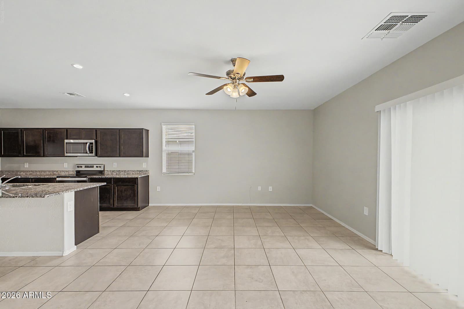 1405 W KENNEDY Avenue, Coolidge, AZ 85128 — photo 7 of 33