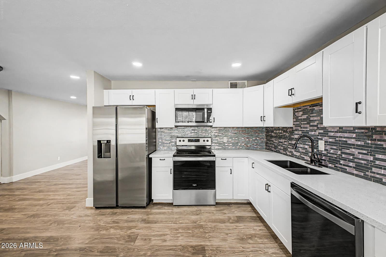 3131 W MARYLAND Avenue, Phoenix, AZ 85017 — photo 14 of 44