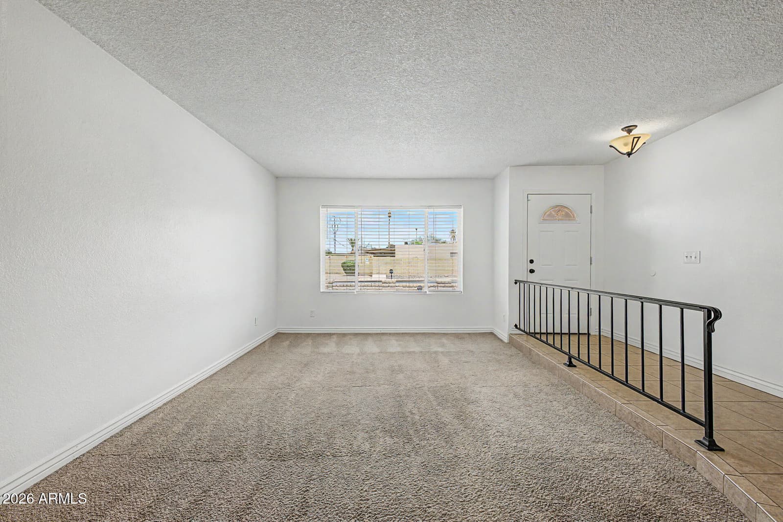 1831 W Evans Drive, Phoenix, AZ 85023 — photo 6 of 37