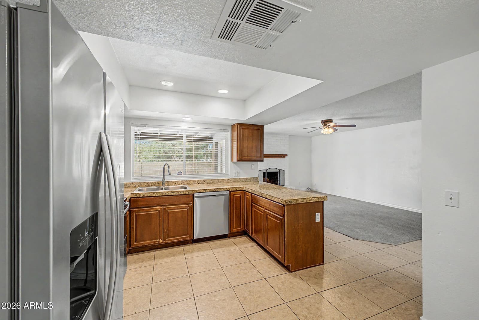 1831 W Evans Drive, Phoenix, AZ 85023 — photo 14 of 37
