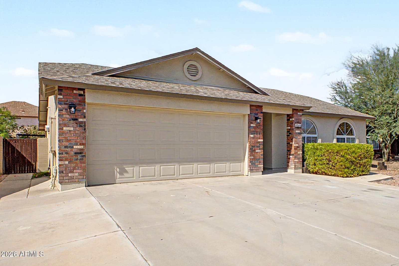 4986 E MAGNUS Drive, San Tan Valley, AZ 85140 — photo 4 of 36