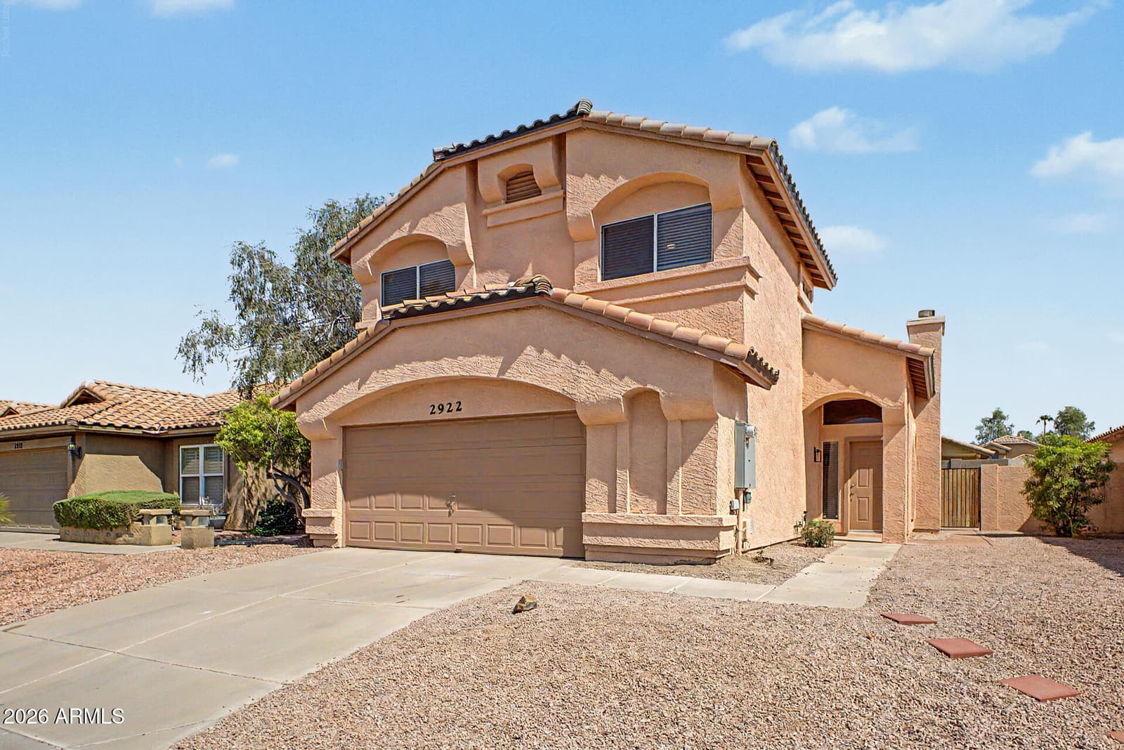 2922 E Woodland Drive, Phoenix, AZ 85048 — photo 3 of 40