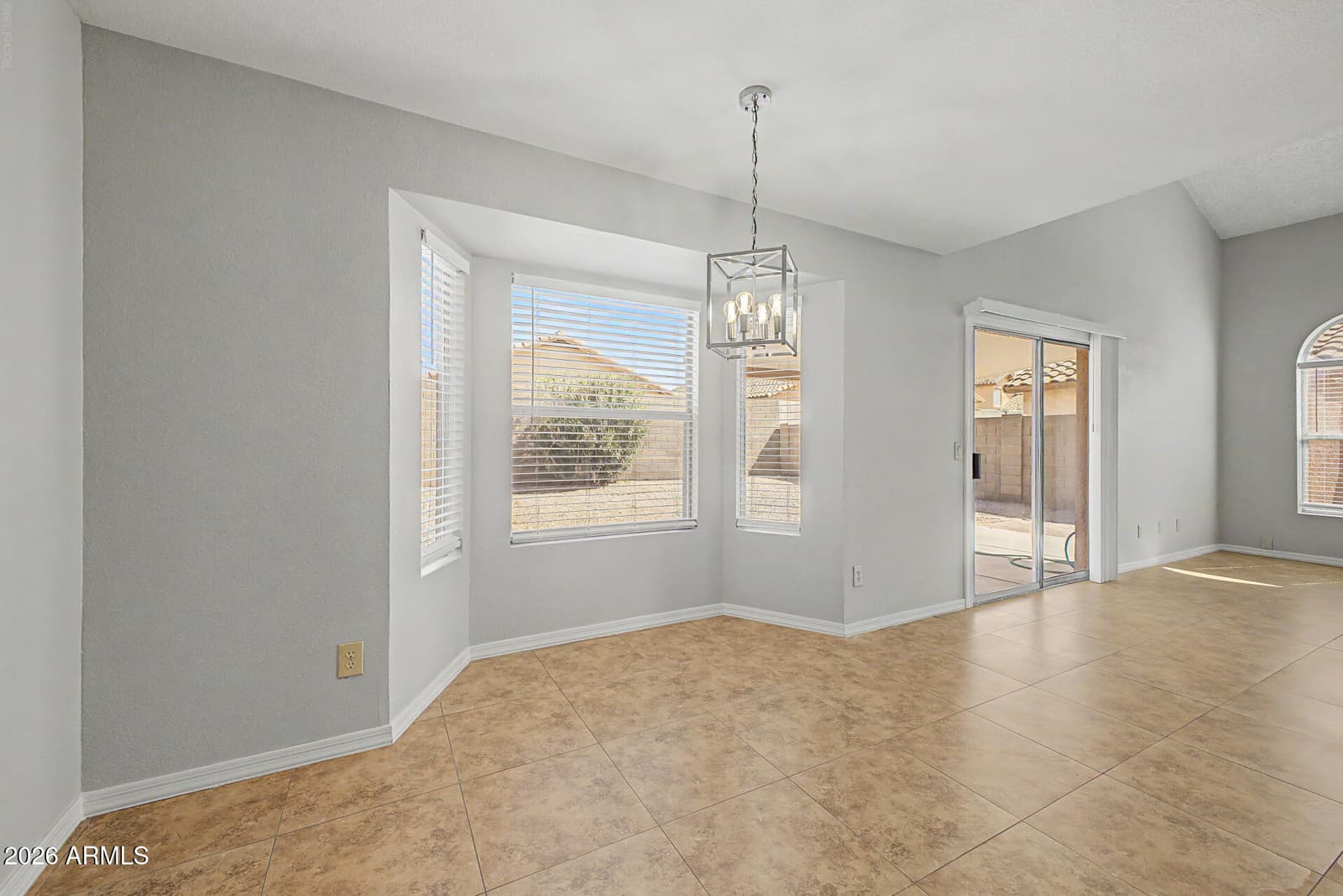 2922 E Woodland Drive, Phoenix, AZ 85048 — photo 12 of 40
